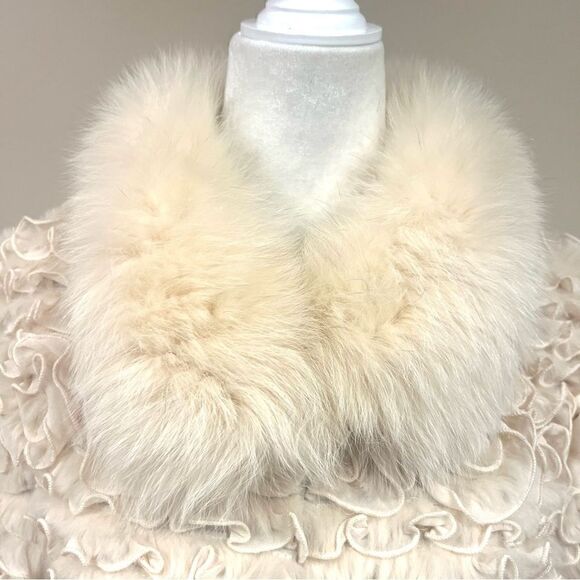 COPY - Diana Rosh fur rosette jacket. Size M - Picture 2 of 10